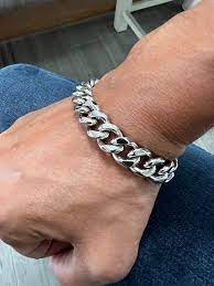 Zarvia Street Style (Men's Accessories)